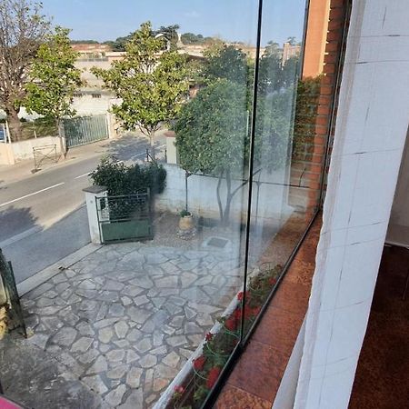 Appartement entier indépendant au dessus de villa wi fi parking gratuit proche plage et centre ville Sanary-sur-Mer Exterior foto