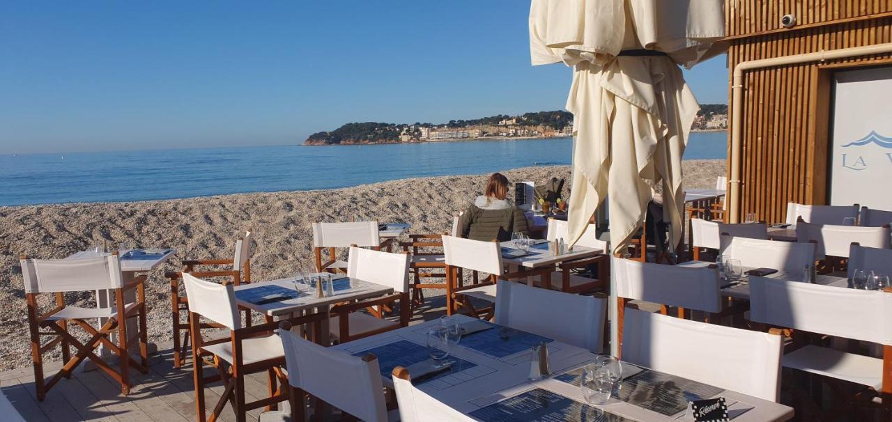 Appartement entier indépendant au dessus de villa wi fi parking gratuit proche plage et centre ville Sanary-sur-Mer Exterior foto